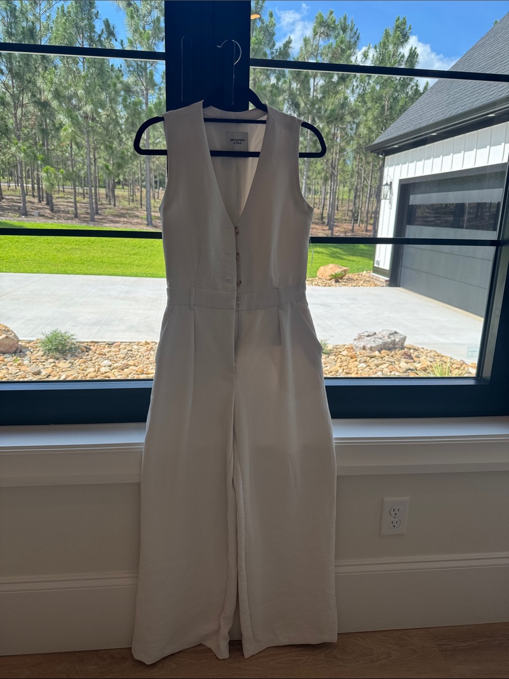 Abercrombie & Fitch Ivory Sleeveless V-Neck Jumpsuit